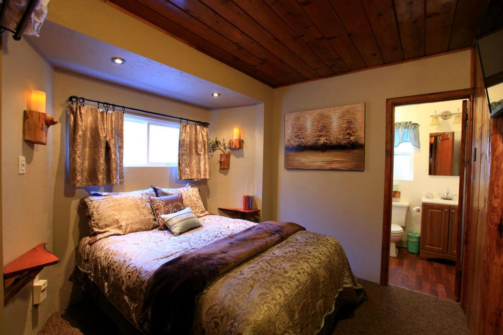 Sleepy Hollow Cabins And Hotel Crestline Exterior photo